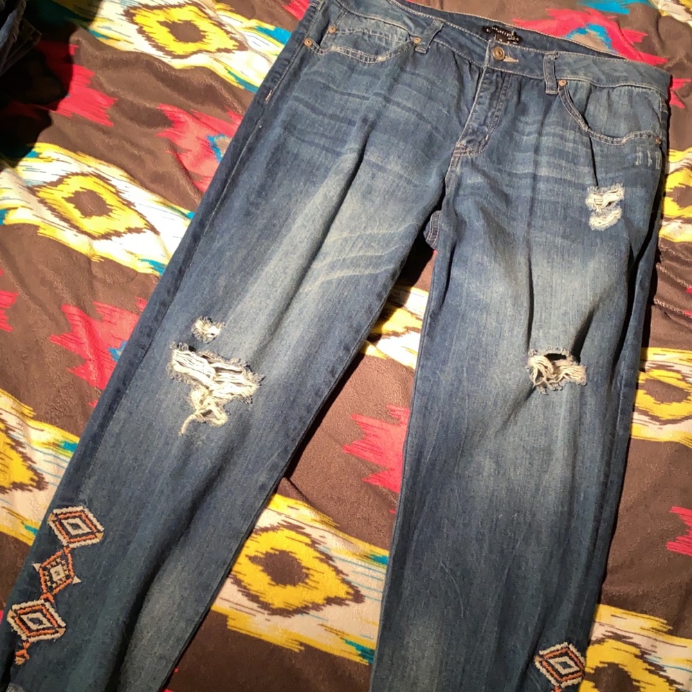 Women’s signature studio jeans (never worn)